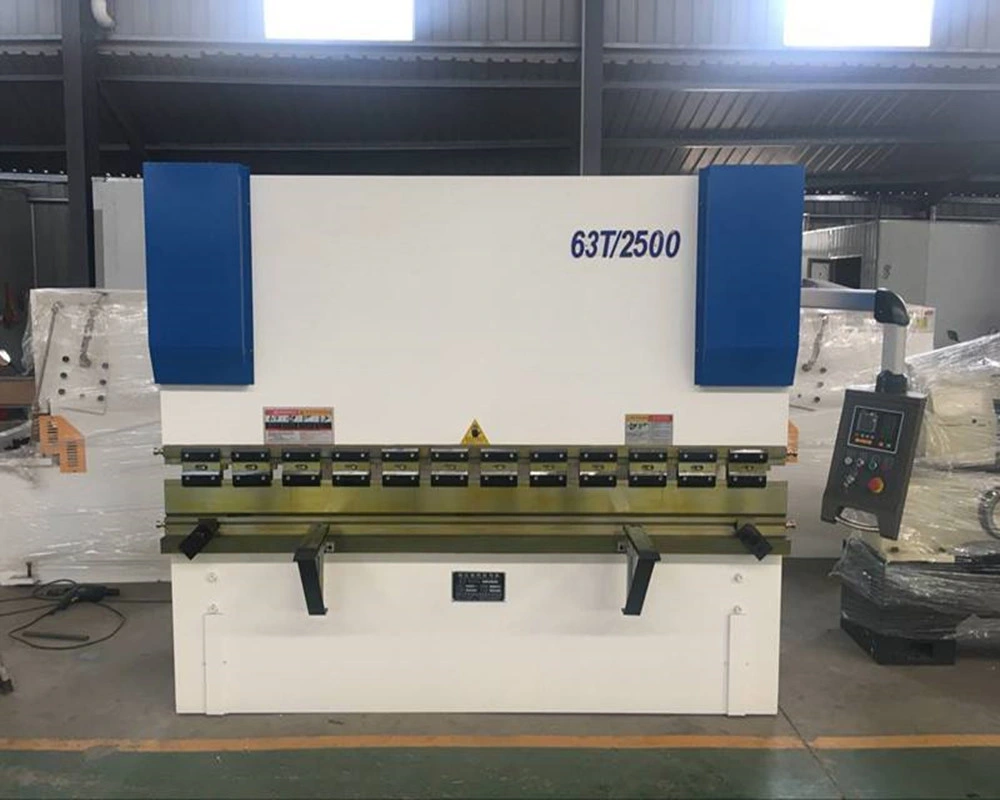 China Factory Nc Controller Use Holland Delem with Multi-Languages Press Brake Machine