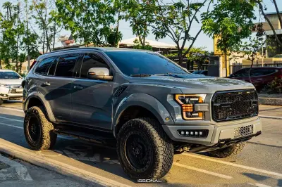 Popolare cassone 4X4 a conversione larga Facelift per camion pick-up in fabbrica Kit per aggiornamento Ford Everest 2016-2019 a Ford F150 Raptor