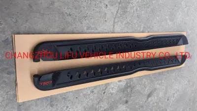 Scalini laterali in acciaio per Toyota Hilux Revo 2015+