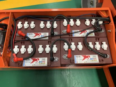 Piattaforma di lavoro per montacarichi a propulsione automatica completamente automatica da 8 m.