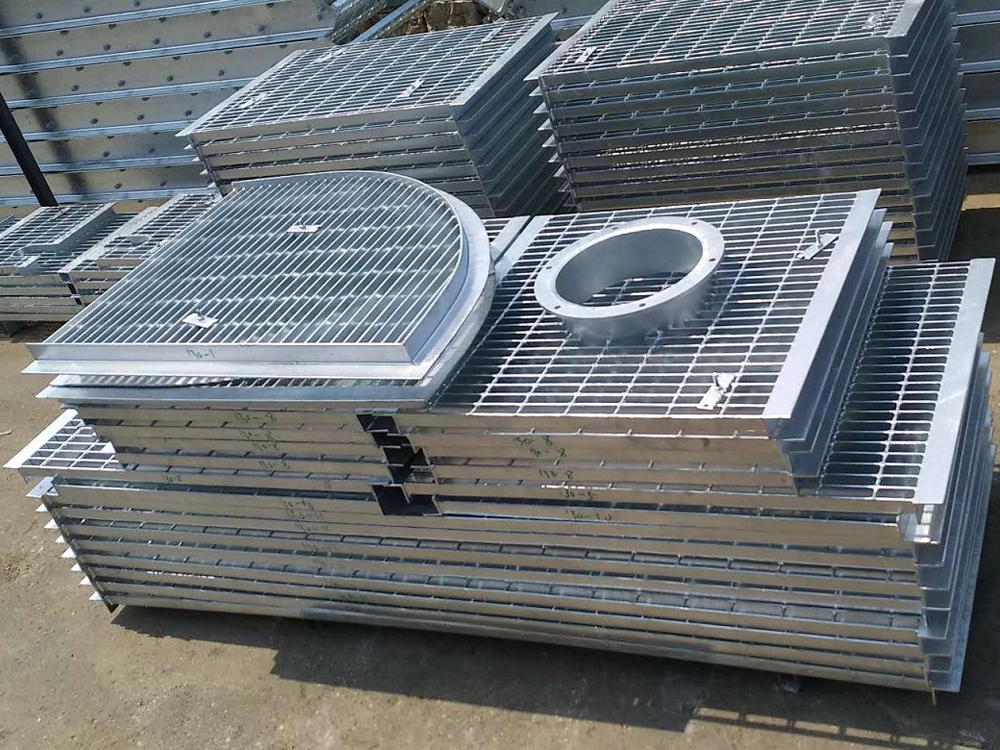 Hot DIP Galvanized Plain Bar Grating Flat Bar and Twisted Bar Drain Cover Catwalk Grid Platform Metal Walkway Platform