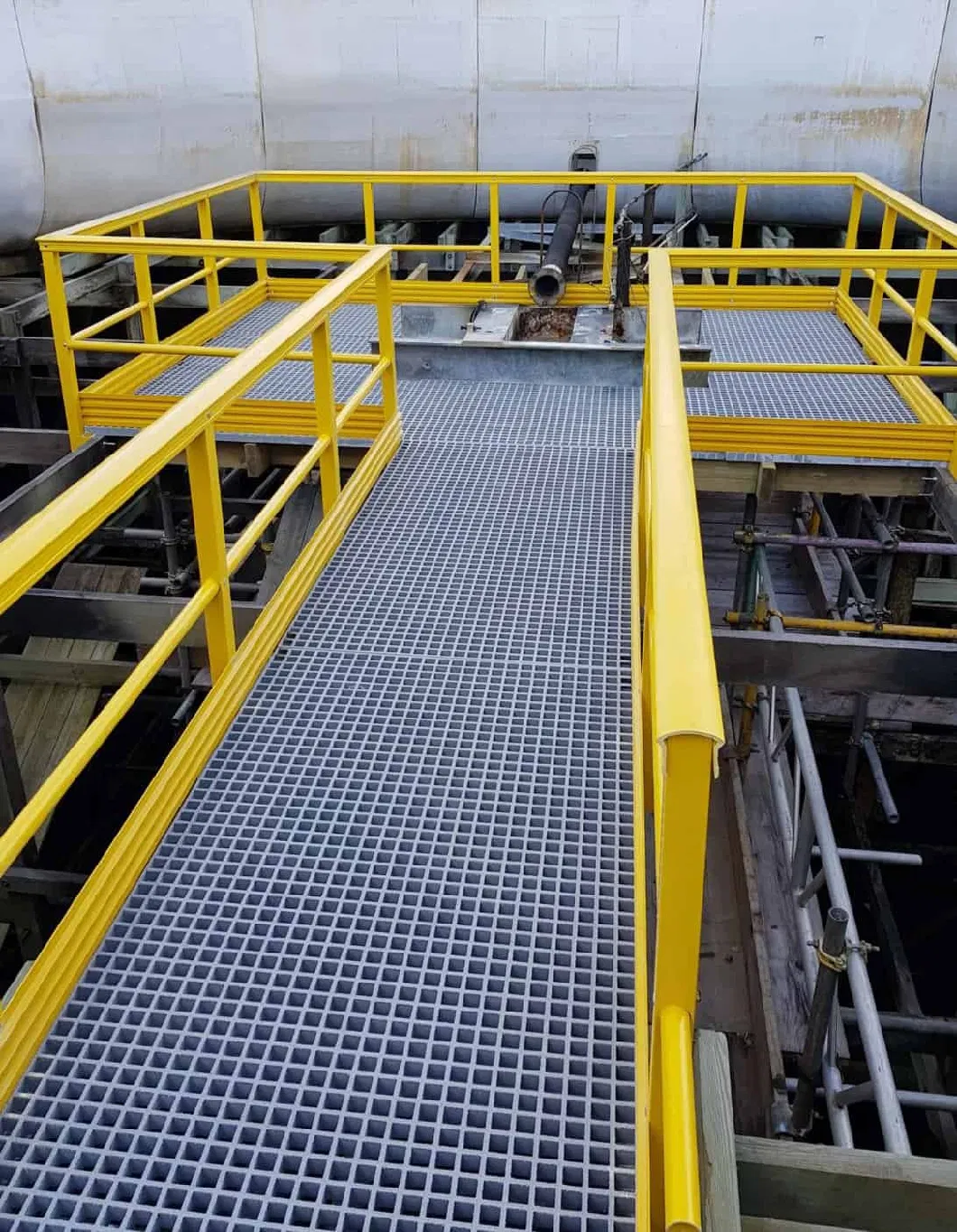 Yeeda Platform Steel Grating China Manufacturing Polyethylene Grating 2 Inch Cross Bar Pitch Galvanized Steel Grating Floor Platform