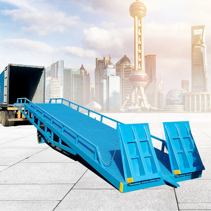 Mobile Container Forklift Loading Dock Ramp 10ton 10000kg Capacity Customized Platform