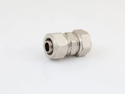  Компрессионные фитинги OEM латуни для соединительной муфты трубопровода PEx-Al-PEx