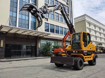 Wood Grabbing and Rock Grabbing Mini Excavator Machine, Using Hydraulic Working System
