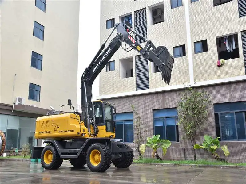 Heavy Equipment Digging Machine 13 Tons Digger Huge Wheel Excavator for Sale