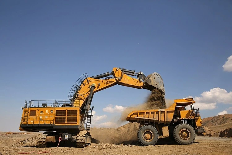 Mining Machinery 200 Ton Mining Crawler Excavator Machine Large Excavator Xe2000 for Hot Sale