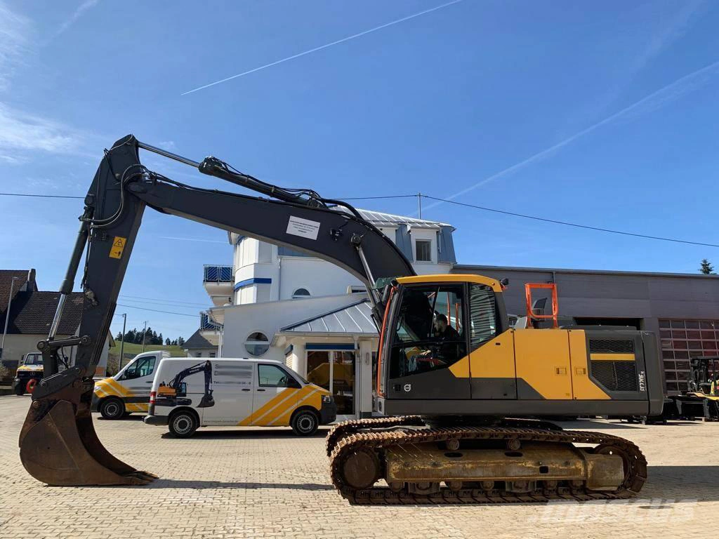 Acntruck 20 Ton Hydraulic Shovel Excavators Ec200 with 123kw Power