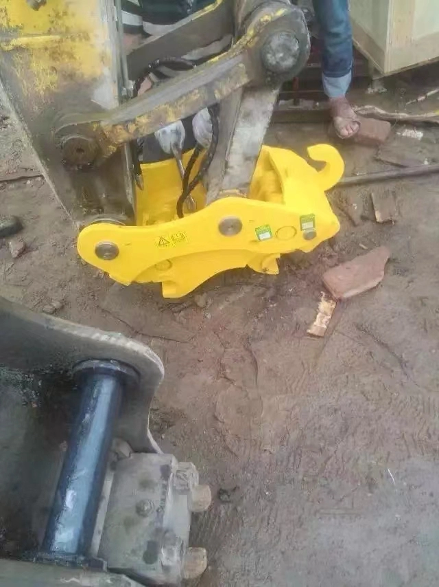 Quick Couplings Hydraulic Pin Grabber for Excavators