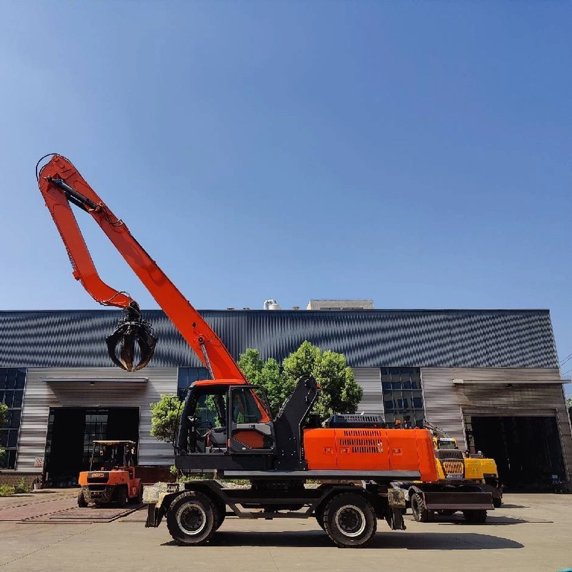 Hydraulic Material Loading Machine Scrap Material Handler on Wheel for Waste Cargo Recycling