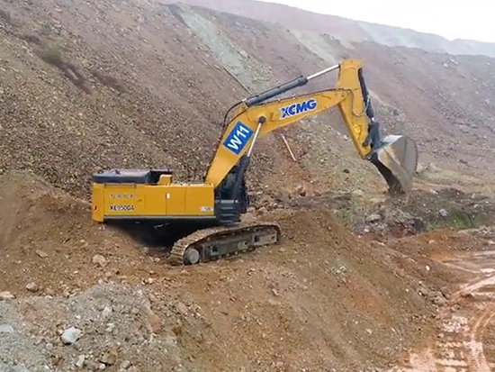 52 Ton New Bucket Excavator Xe550dk Xe550dk Max Mine Excavator with 3.6 Cbm Bucket for Mine Ore and Coal Ore