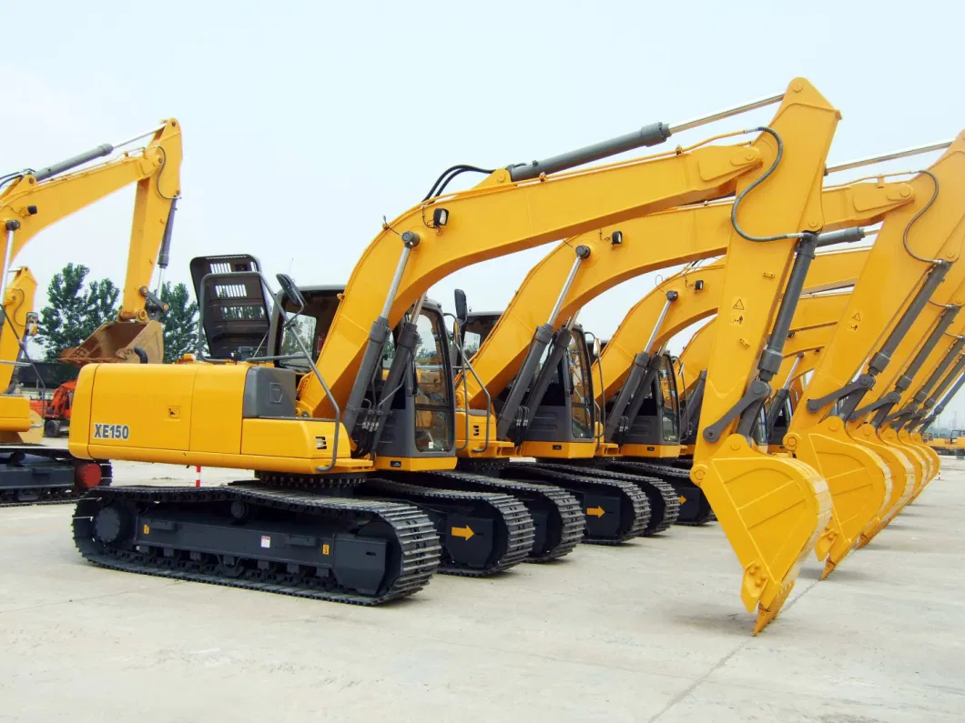 Hot Sale 15 Ton Hydraulic Small Excavator (XE150D)