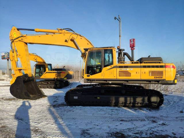 Chinese Top Brand Earthmoving Machinery 40 Ton Crawler Excavator E6400f