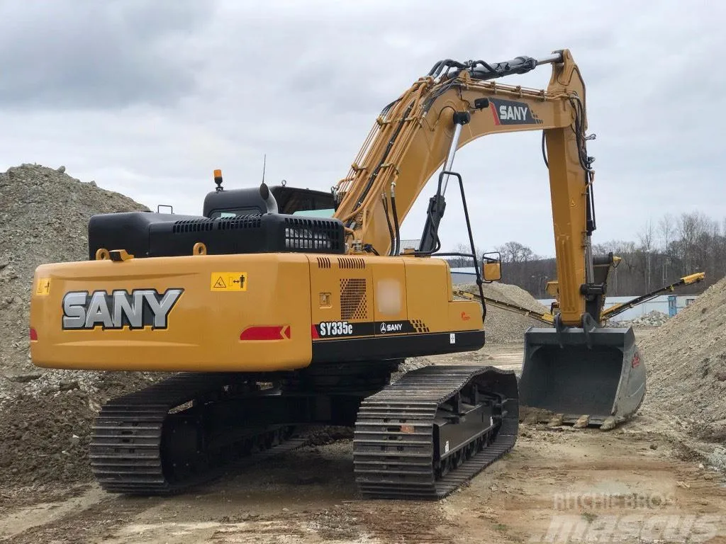 Hydraulic Amphibious Excavator with Pontoon in The Water