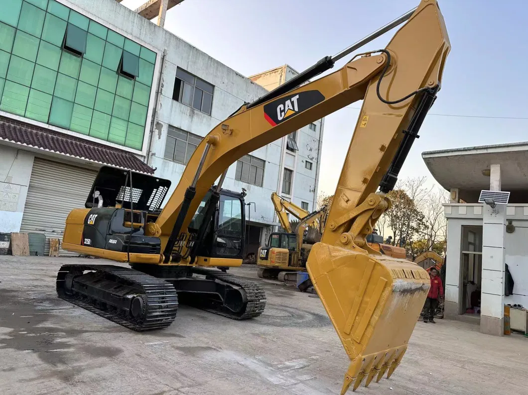 Good Condition Cat 325D2 25 Ton 30 Ton Large Excavator