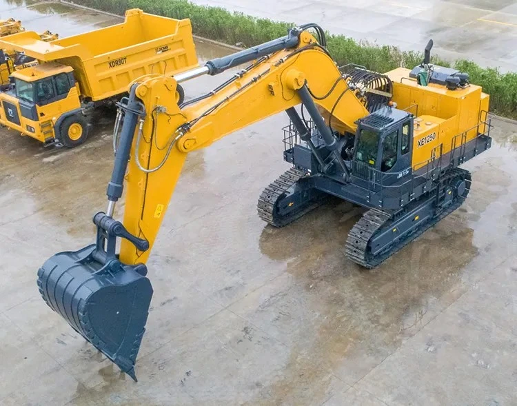 China 115ton Mining Crawler Hydraulic Excavator Xe1250 for European Market