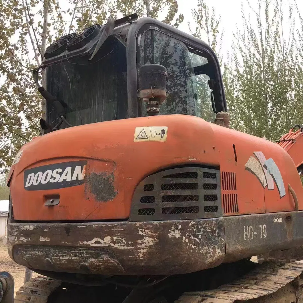 Used Engineering Construction machinery 6t Doosan Mini Digger Excavator