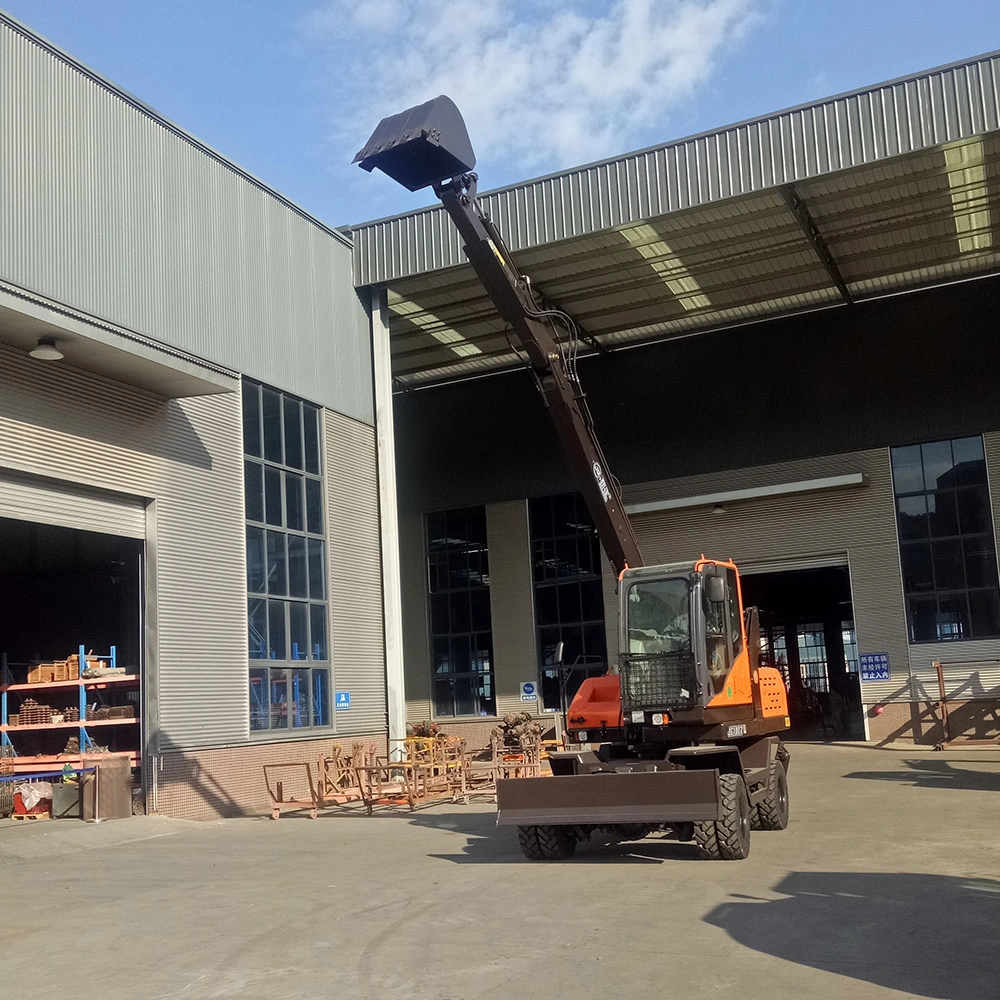 13 Ton Wheeled Excavator with Four-Valve Gripping Attachment for Scrap Iron with Steel Scraps