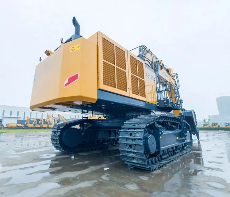 China 115ton Mining Crawler Hydraulic Excavator Xe1250 for European Market