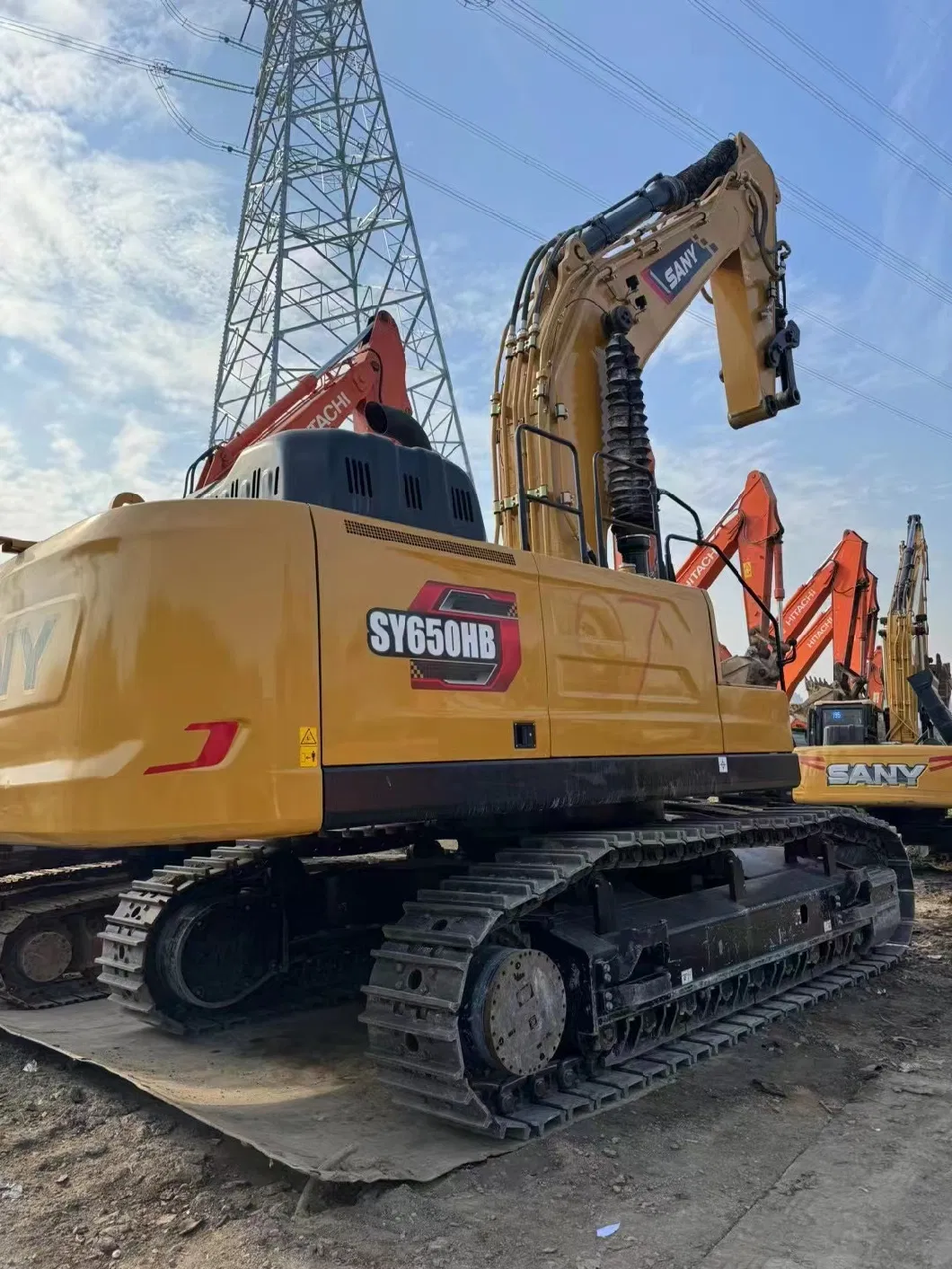 High-Efficiency Used Sy215c 22 Ton Sany Crawler Excavator with High Reach Demolition