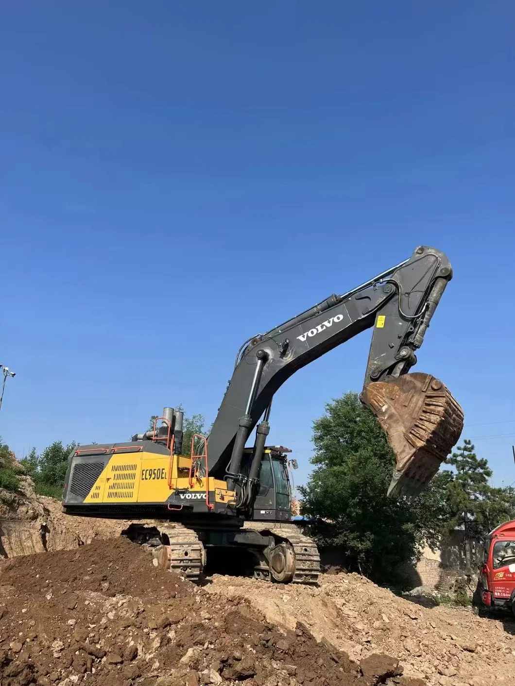 Giant 95ton Used Secondhand Hydraulic Excavator Volvo Ec950 Heavy Duty Excavator