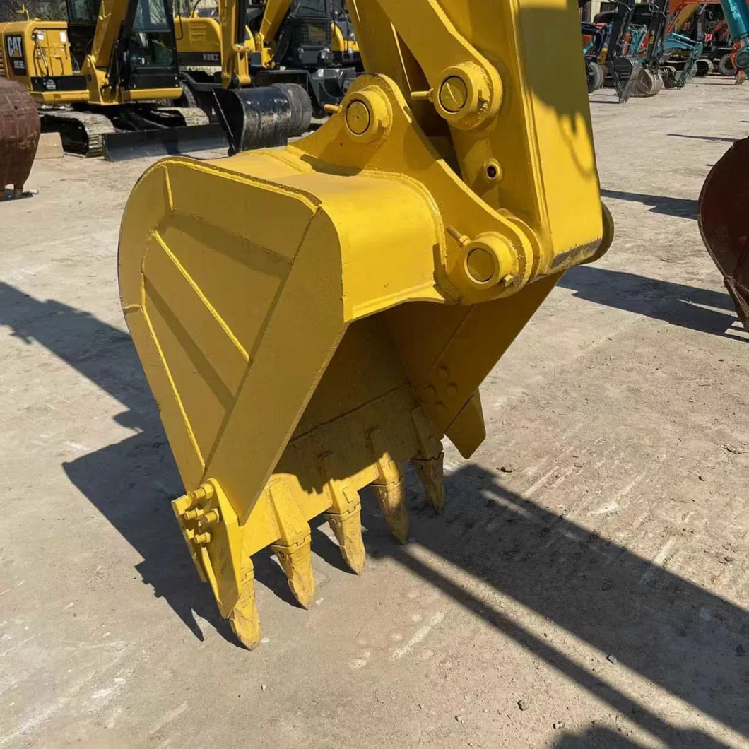 11ton Second-Hand Komatsu PC110-8 Excavator with Bucket PC120 PC130