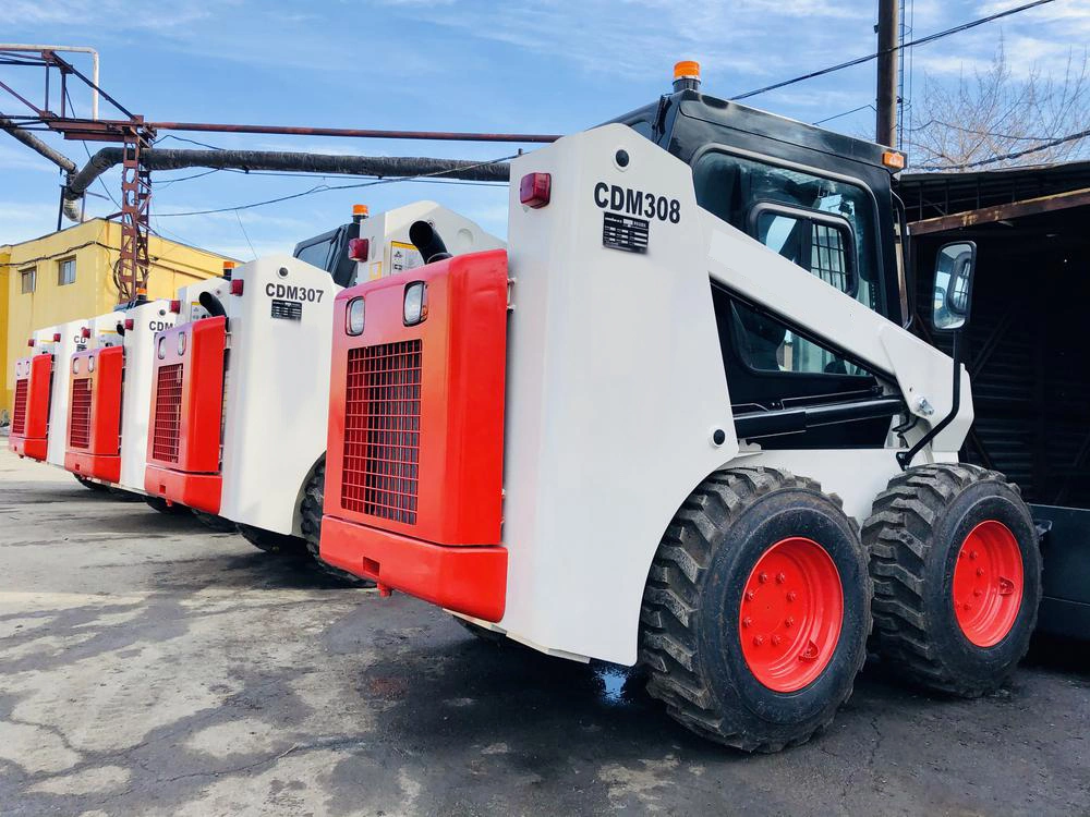 2.9ton Cdm308 Lonking Hydraulic Small Skid Steer Loader with Grabbing Forceps