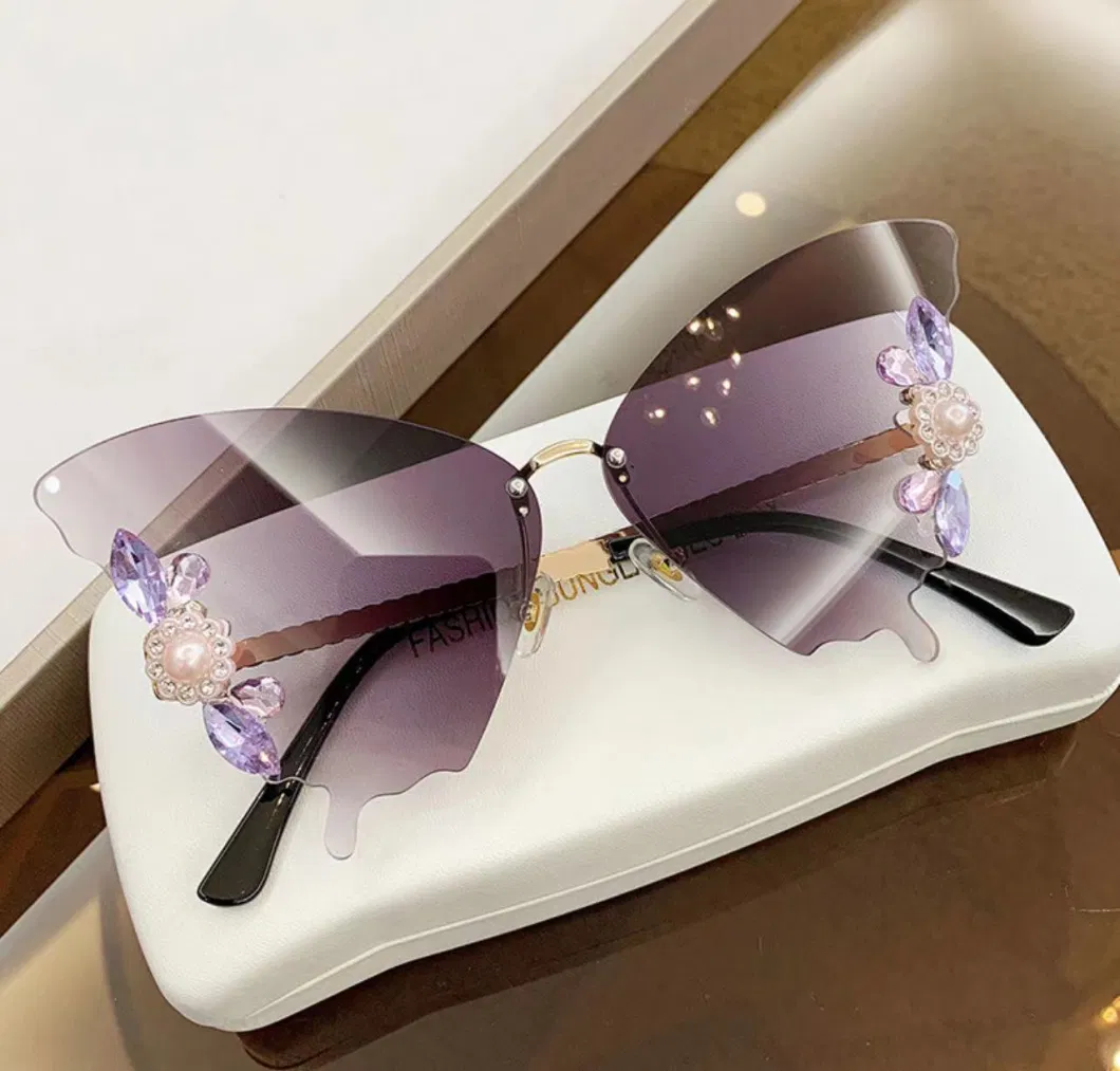 Unique Fashionable Butterfly Shape Sunglasses with Jewelry Accessories