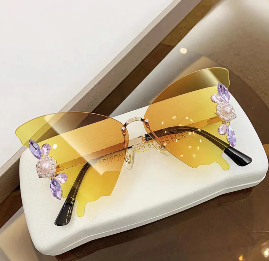 Unique Fashionable Butterfly Shape Sunglasses with Jewelry Accessories