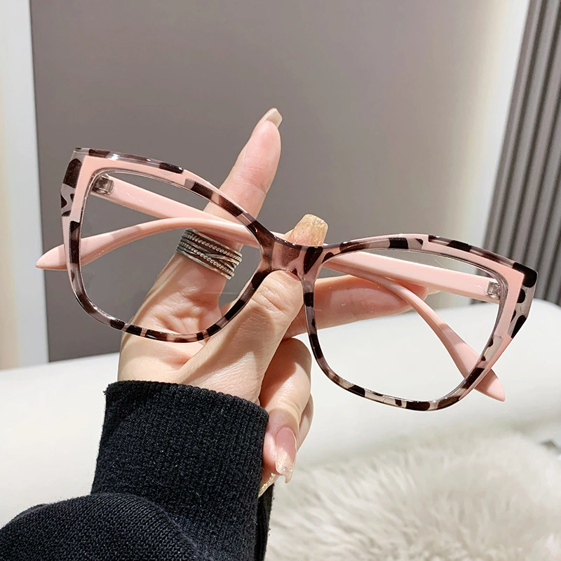 High End Fashion Cat Eye Frame Metal Hinge UV400 Photochromic Glasses