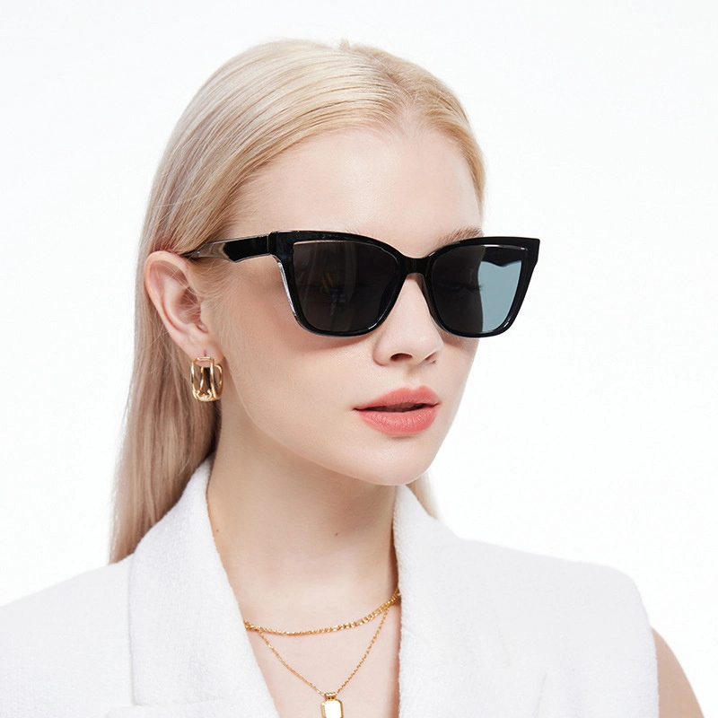 Luxury Fashion Small Square Retro Ladies Personality 2023 Popular New China Factory Custom Fram High Quality Sun Glasses Outdoor Designer Women Sunglasses