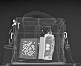 Sistema di ispezione a raggi X per bagagli portatili per la scansione di bagagli sospetti