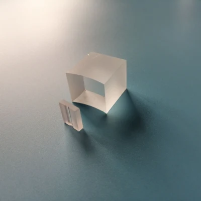 Lente ottica di vetro Plano lenti ottiche Cylinderiche concave per prescrizione Strumenti ottici laser
