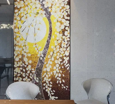 Hermoso árbol decorativo el patrón de arte mural mosaico de cristal