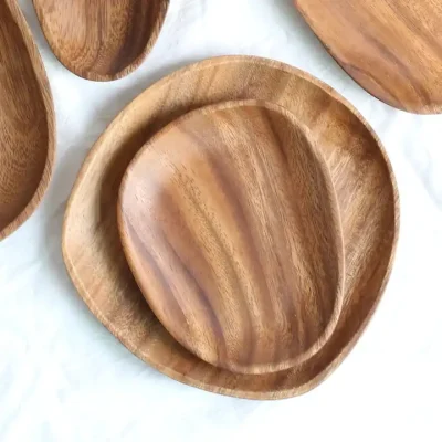 Placa de madera de nogal de Acacia irregular platos de madera para la cena platos
