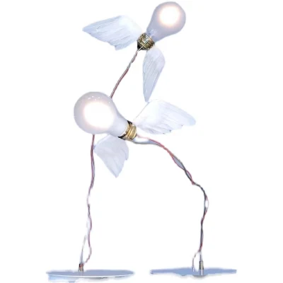 Maurer Lucellino Tedesco creativo semplice moderno Angelo ali lampada da muro a uccello lampadario.