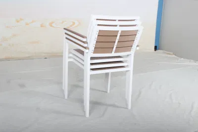 Vendita a caldo Giardino esterno Hotel Ristorante alluminio struttura legno di plastica Patio tavolo da pranzo sedie mobili