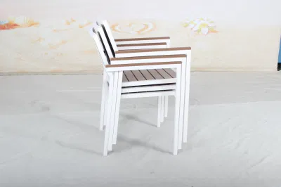 Vendita a caldo Giardino esterno Hotel Ristorante alluminio struttura legno di plastica Patio tavolo da pranzo sedie mobili