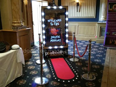 Macchina fotografica Dedi, chiosco fotografico Magic Mirror per matrimoni