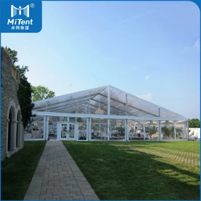 Tenda per matrimoni all&prime;aperto da 500 persone