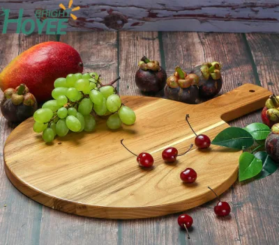 Vassoio di servizio rotondo in legno di teak Yuzuki con manico