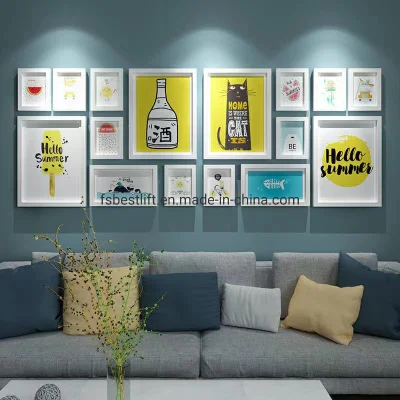 Cornici fotografiche personalizzate per la memoria di GET-Together Family su parete