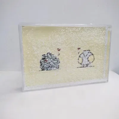 Cornice rettangolare con neve galleggiante per regalo di Natale