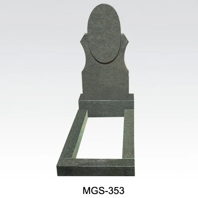 Pietra in granito Memorial Custom Design con cordoli per la Russia