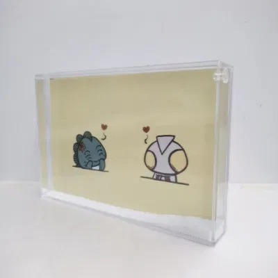 Cornice rettangolare con neve galleggiante per regalo di Natale