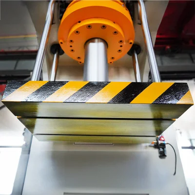Pressa idraulica a C Nadun 100-Ton: Ingegneria di precisione e design versatile