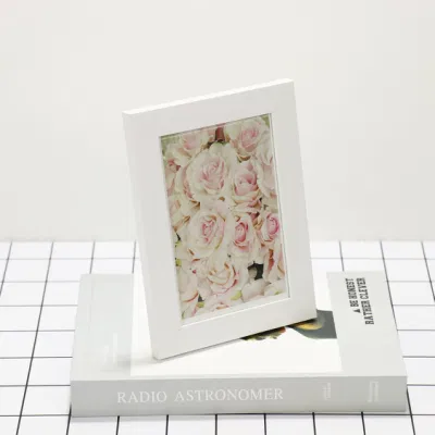 Vendita all&prime;ingrosso Stampa personalizzata colore Bianco Nero dimensione MDF in legno massiccio Cornice fotografica