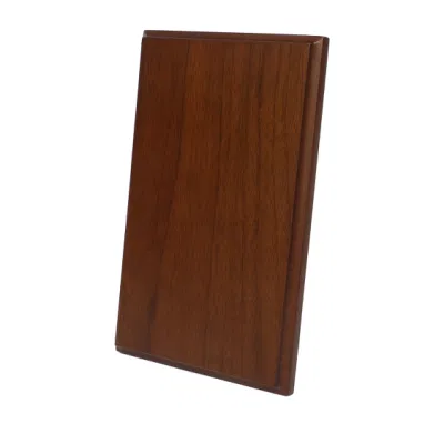 Placca in legno con finitura opaca in noce con bordo a covata