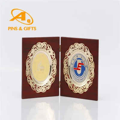 Vendita all&prime;ingrosso OEM Parinting mano resina souvenir decorazione Casa piastra multipiastra Placca di legno ricordo
