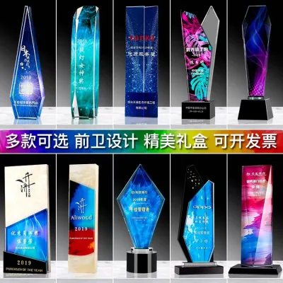 Vendita all&prime;ingrosso Incisioni personalizzate UAE trasparente acrilico souvenir smaltatura in legno a placche Medaglia di vetro Crystal Diamond Star Armwrestling Golf Metal Corporate Sport Premio Trofeo
